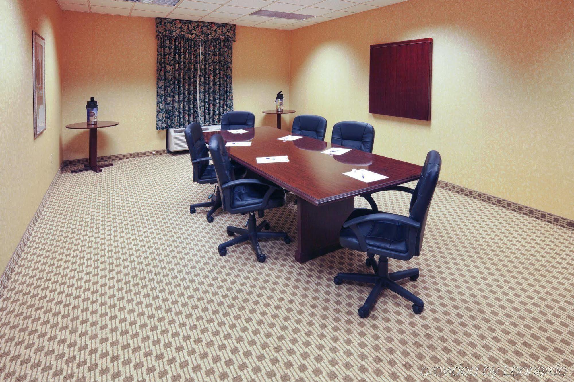 Holiday Inn Express Hotel & Suites Lebanon By Ihg Buitenkant foto